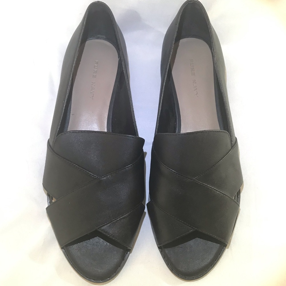 Pure Navy (Saks Fifth Avenue) Peep Toe Criss Cross Strap